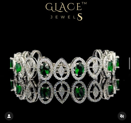 Queens Impress Bracelet