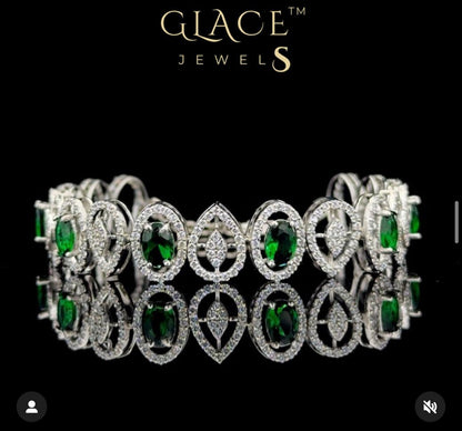 Queens Impress Bracelet